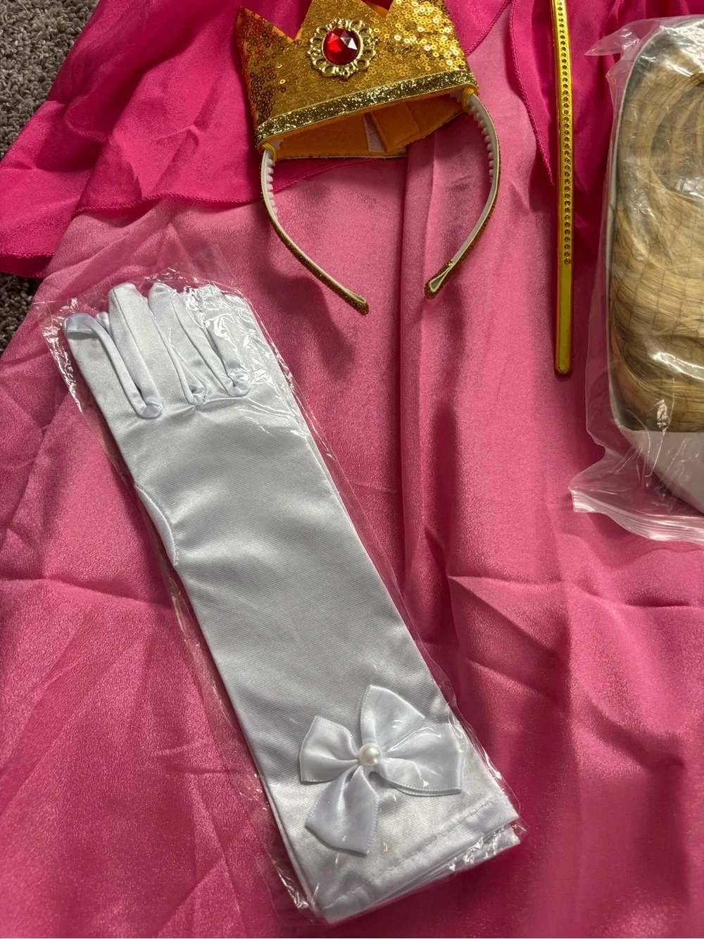 NWT Princess Peach Costume Full Set Size 140 | Dress Wig Gloves Wand Crown